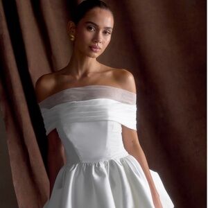 Meshki Lauretta Off Shoulder Mini